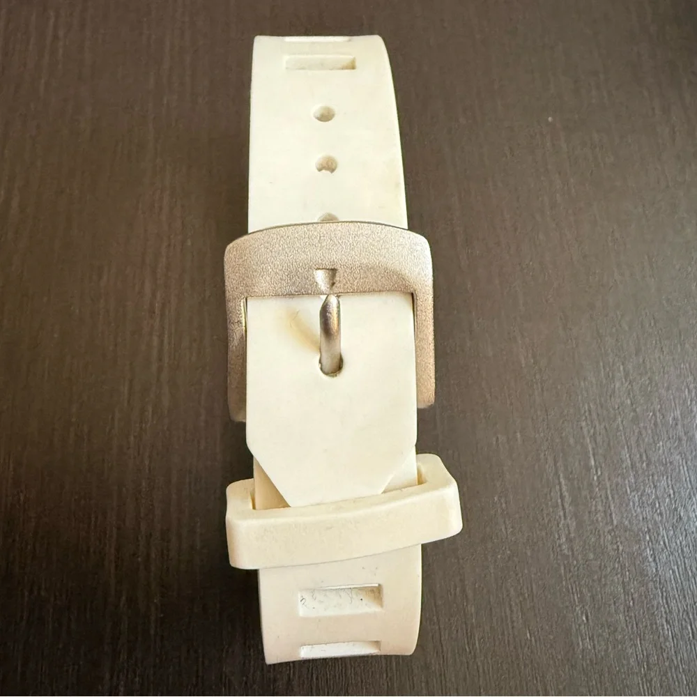 ✨ SOLD✨ Chanel Bracelet - Picture 4 of 6